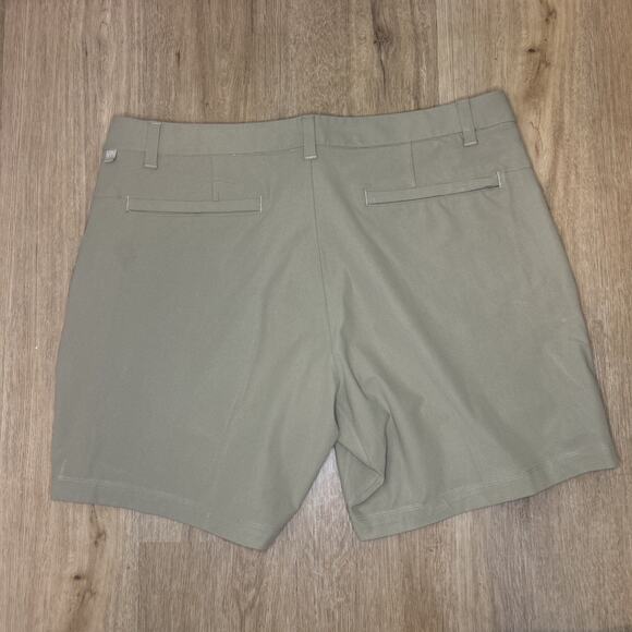 Lululemon Mens 38 Shorts Commission Golf Stretch Lightweight Zip Pocket Outdoor - Picture 4 of 9
